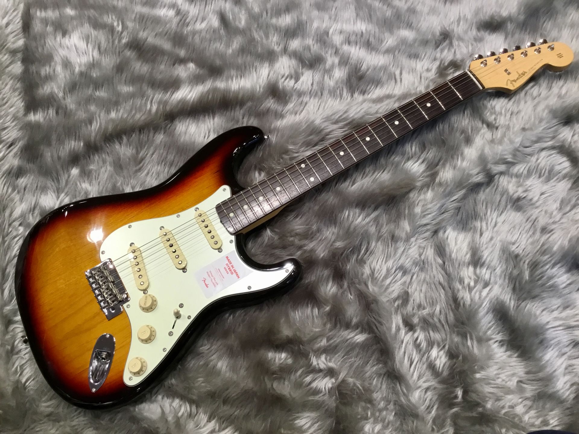 入荷情報】Fender – Hybrid 60s STRAT/R｜島村楽器 イオンモール直方店