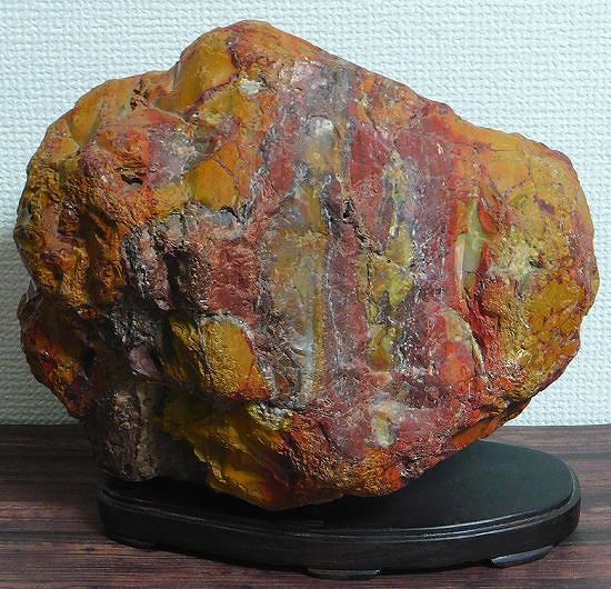 緋山酔恭「山水石美術館」 医王山と小矢部川のジャスパー