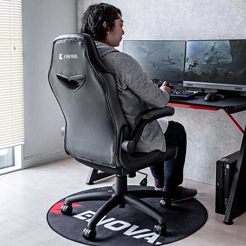ゲーミングチェア 跳ね上げ式アームレスト ロッキング PVCレザー生地