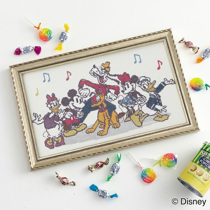 クロスステッチフレーム＜Mickey＆Friends～楽しい一日～＞ | リバティ