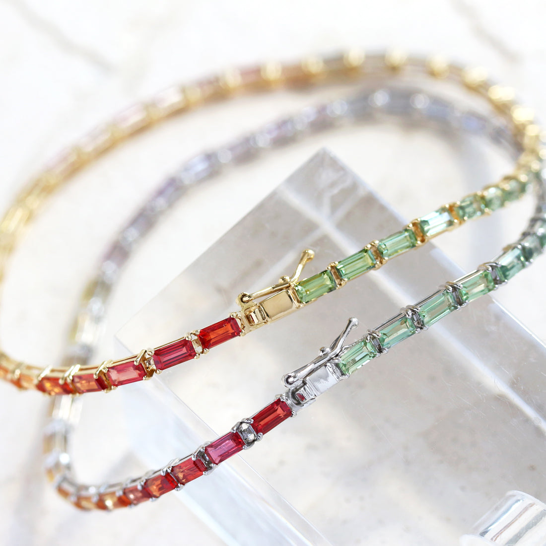 マルチカラーサファイア テニスブレスレット – JaMais Jewelry