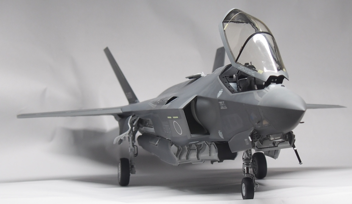 イタレリ 1/32 F-35A | JUNSANのミニチュア航空博物館