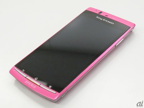 ドコモの「Xperia arc」を写真でチェック--新色のピンクが登場 - 18/43