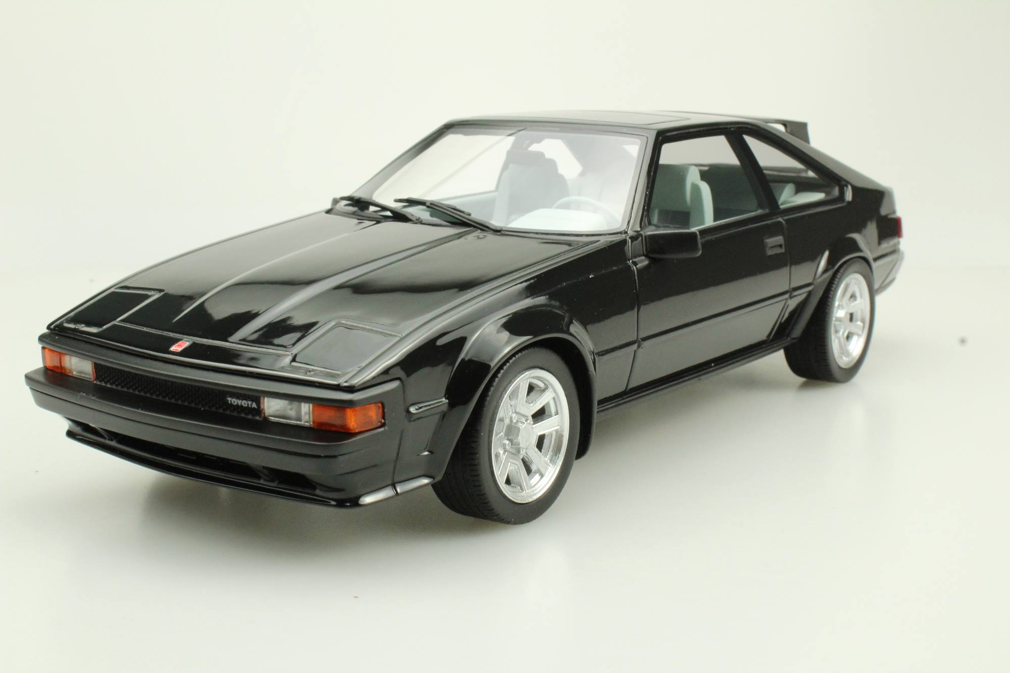 MINICARS: LS Collectibles' 1:18 Toyota Celica Supra is now