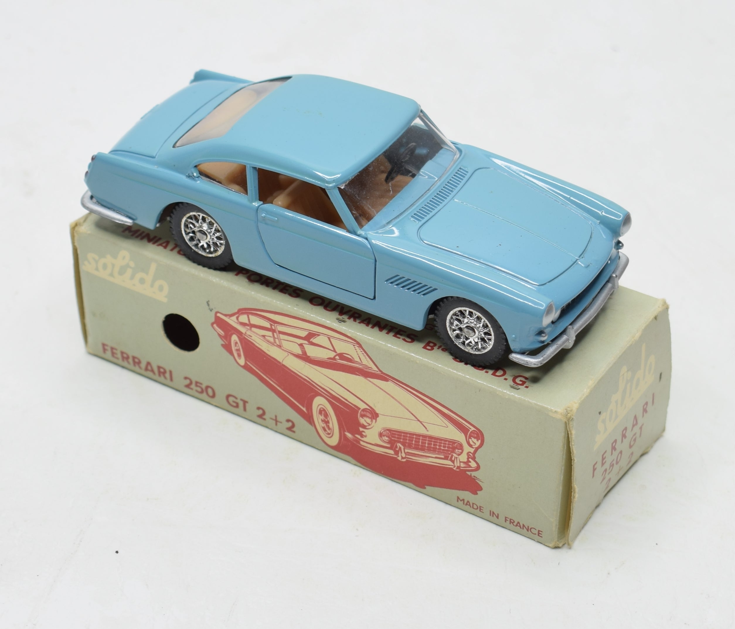 Solido 123 Ferrari 250 GT 2+2 Very Near Mint/Boxed (2nd type in