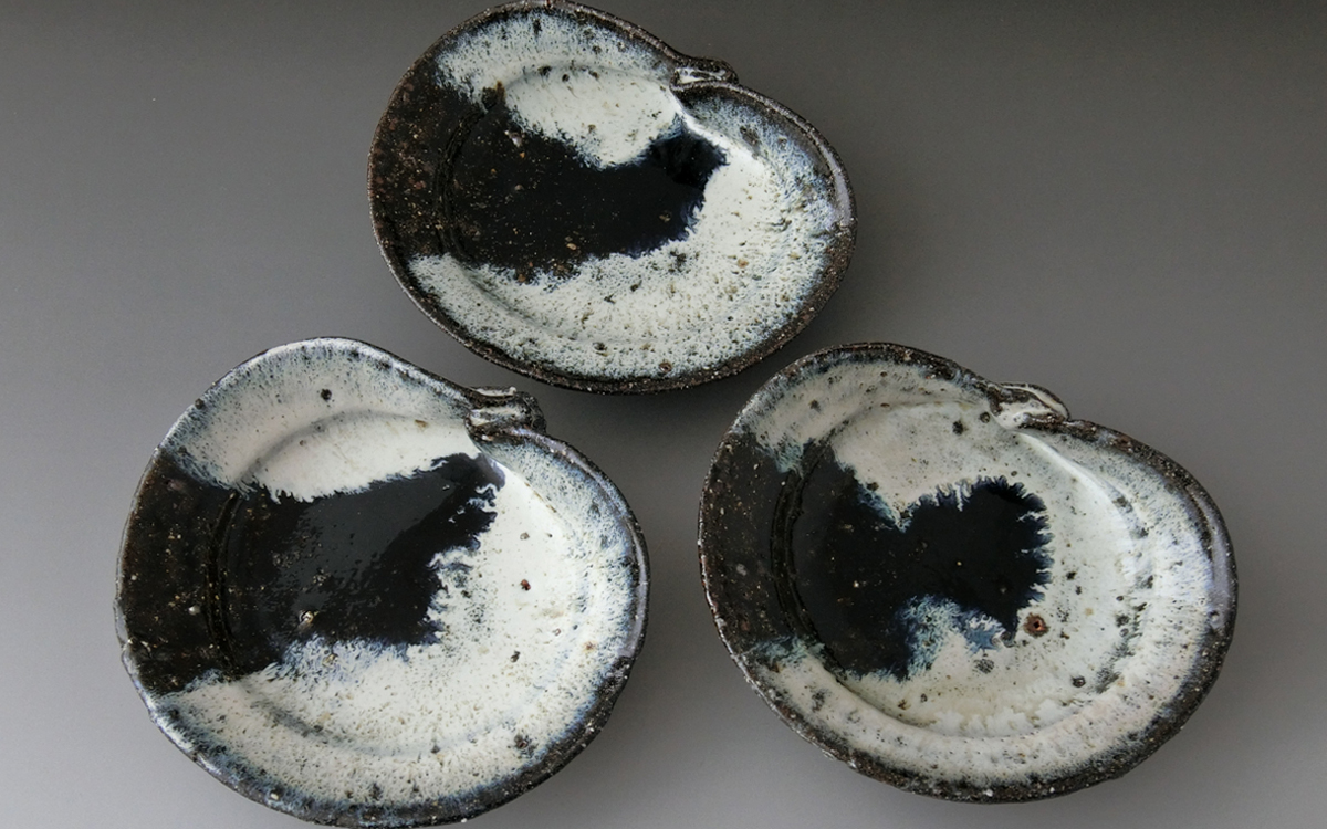 Karatsu ware Nakagawa Jinenbo kiln | 中川自然坊窯 唐津焼の窯元