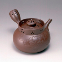 CLASKA Gallery & Shop “DO” 銀座店 × 四日市萬古焼 (三重) – JAPAN