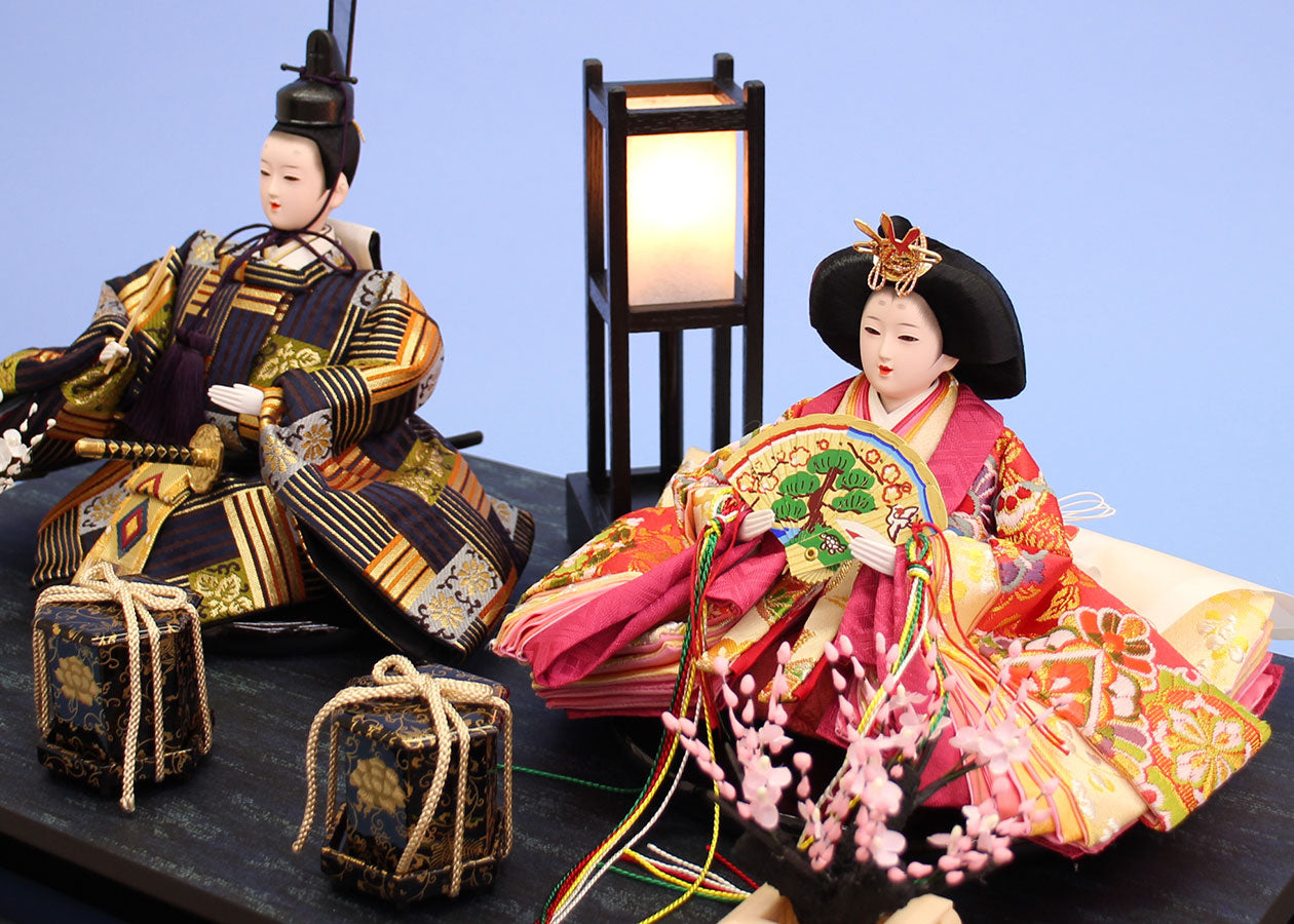 雛人形 ケース飾り 二人 幅58cm｜ガラスケース固定型 六角 艶消し黒 三