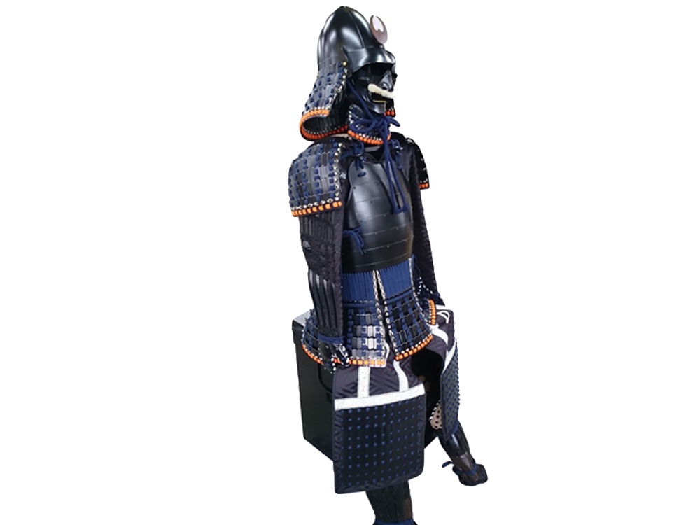 軍配付・戦国武将鎧兜甲冑（椎の実兜） | 戦国武将鎧兜甲冑のレンタル