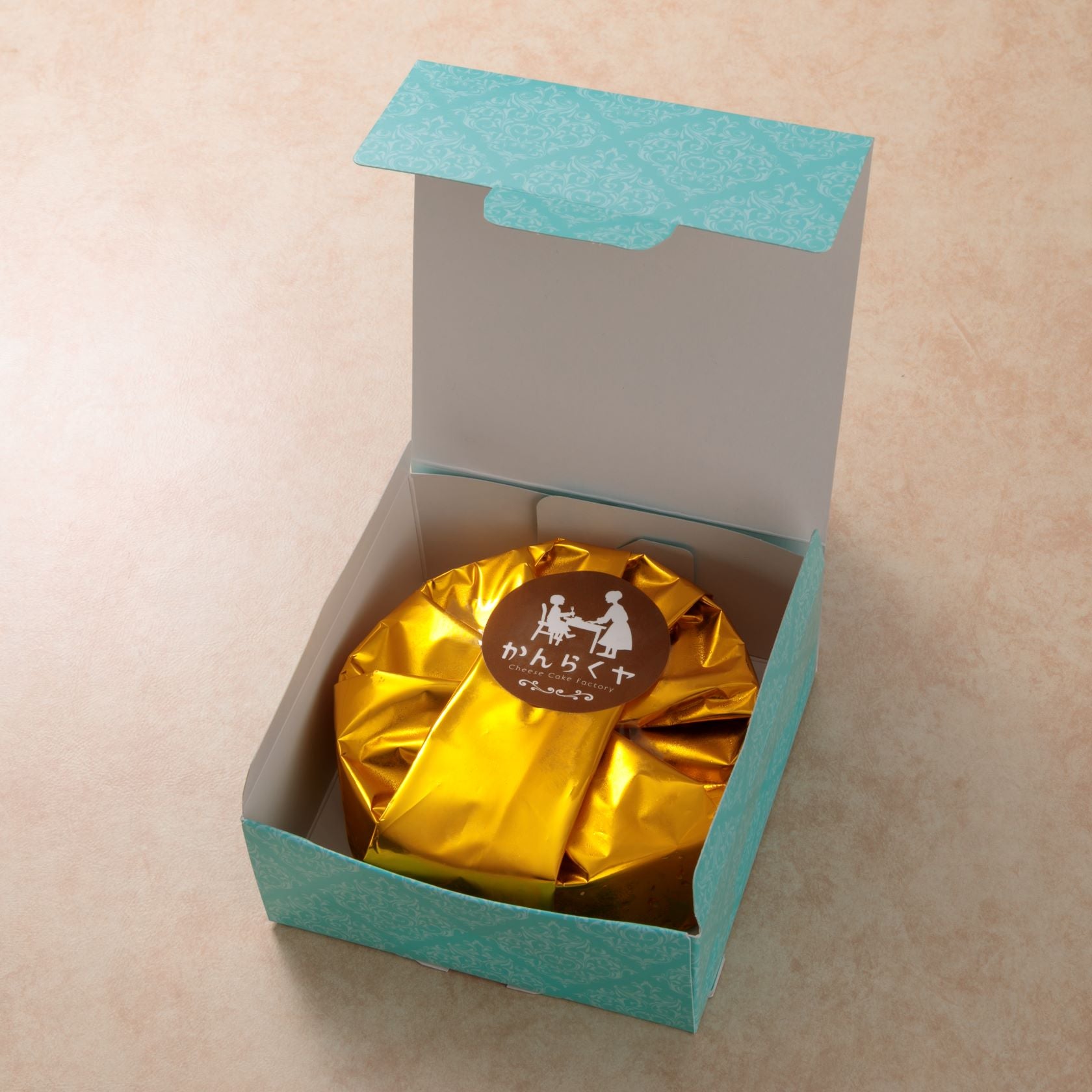 セサミーズチーズケーキ – cheesecake factory かんらくヤ