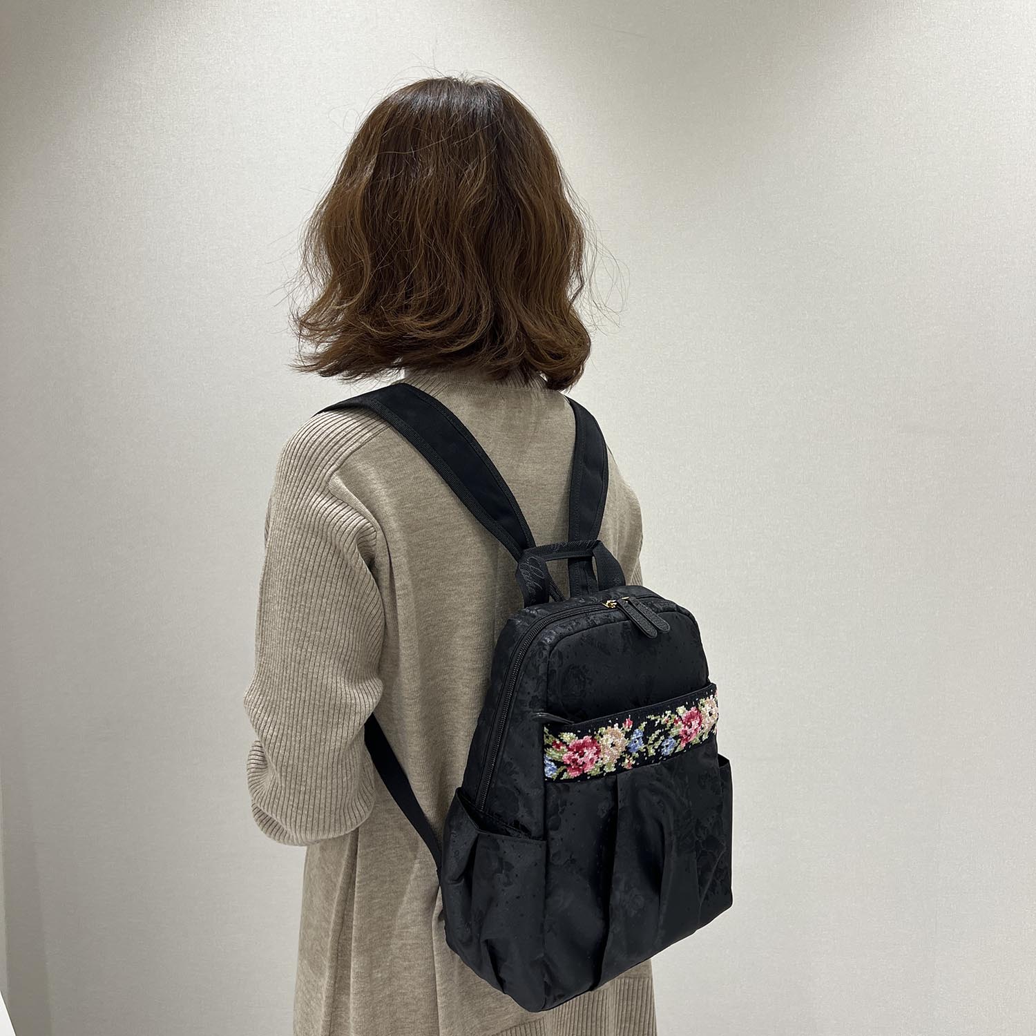ローズジャカード撥水リュック – シェニール織のカワサキ公式通販