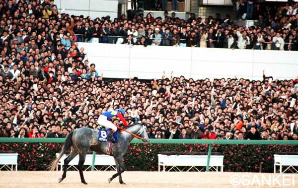 オグリキャップ ～日本競馬を最も盛り上げたアイドルホース、奇跡の