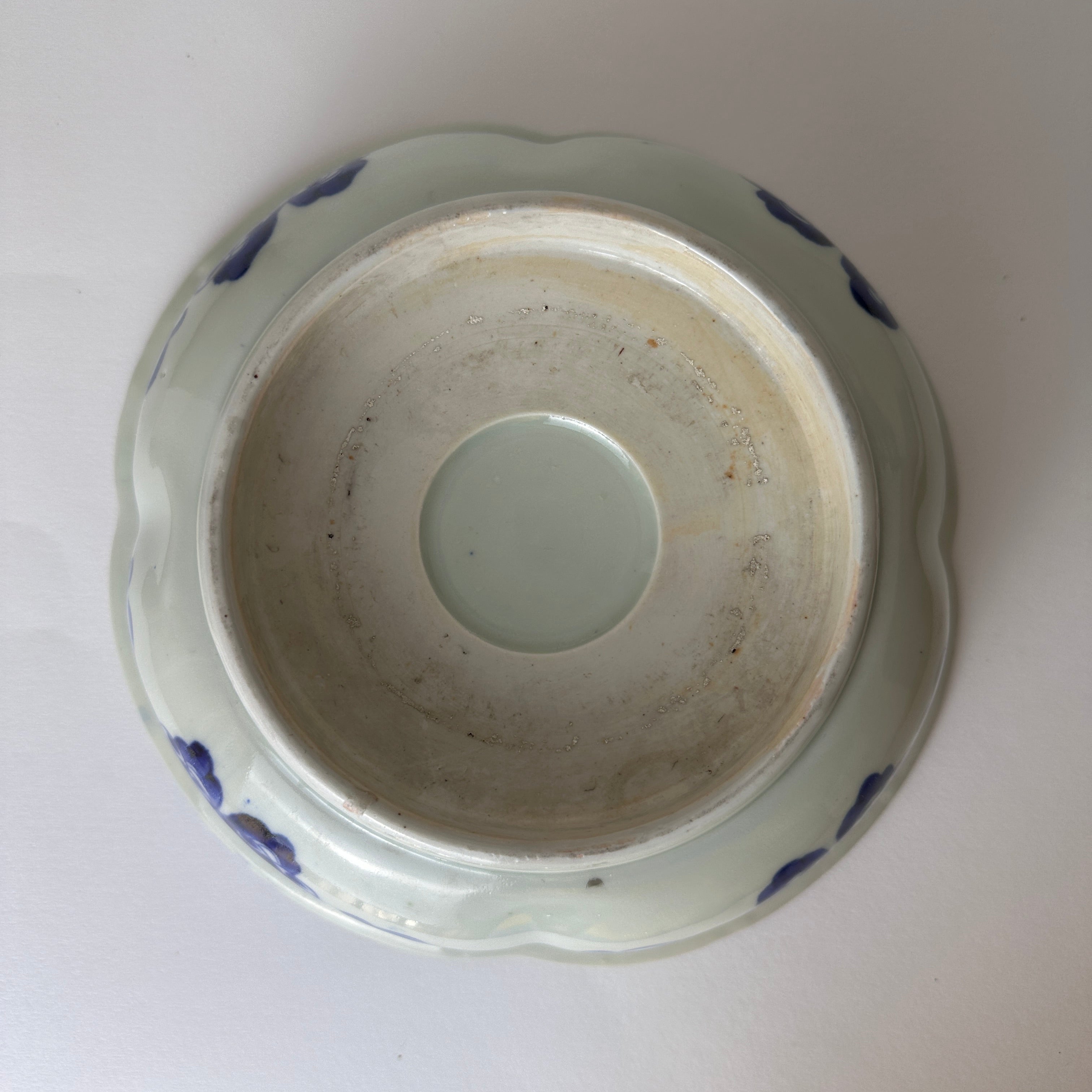 華咲くベロ藍鉢 – Kotto Shop
