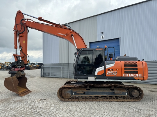 Hitachi ZX 250 LC -7