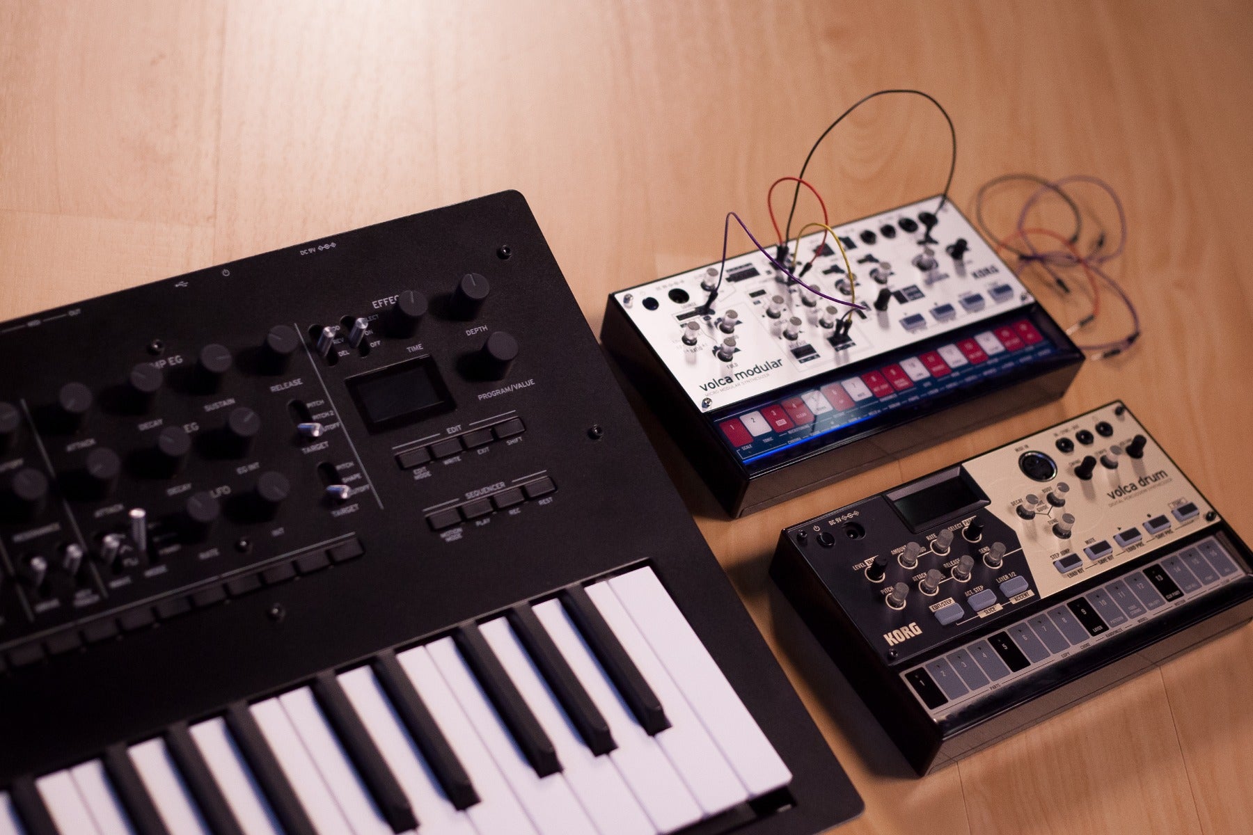 Korg Volca Drum Digital Percussion Synthesizer POWER KIT – Kraft Music