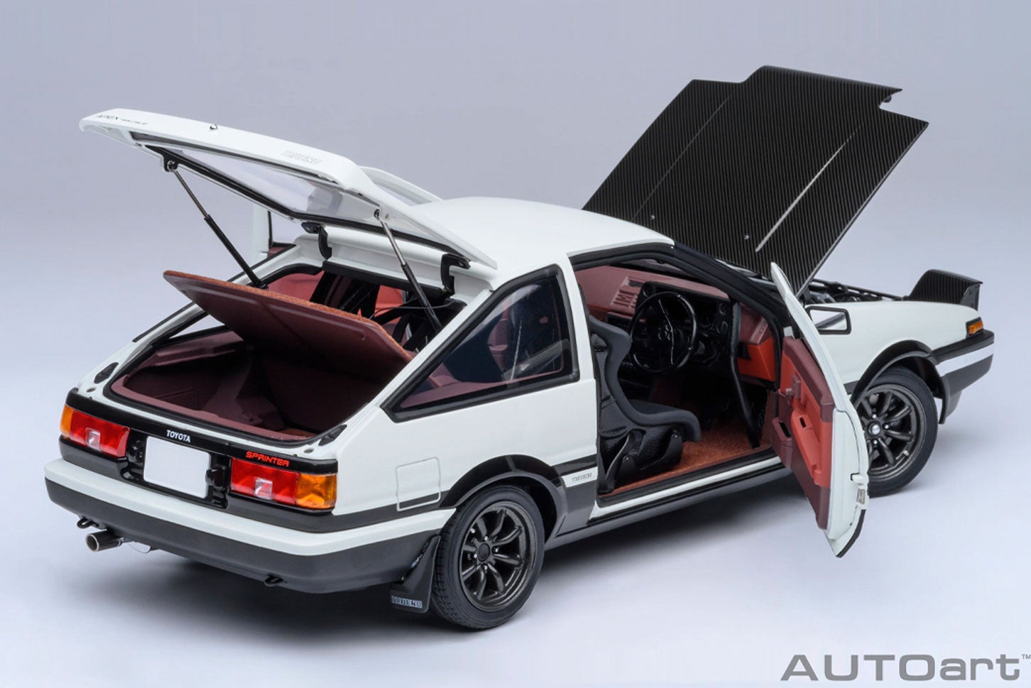 頭文字D』の「ハチロク」最終バージョンが1/18スケールで登場！30周年