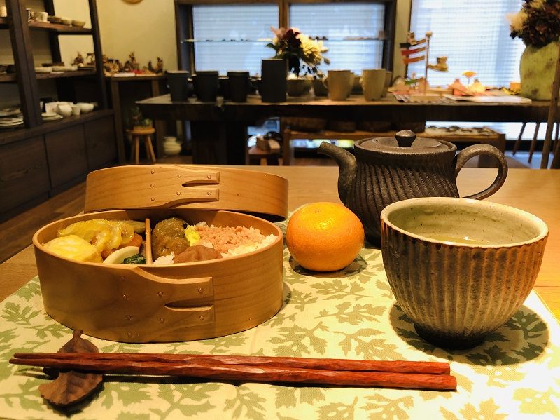 使うほどに味わいがます器でいつもの朝ごはん | 暮らしとおしゃれの編集室