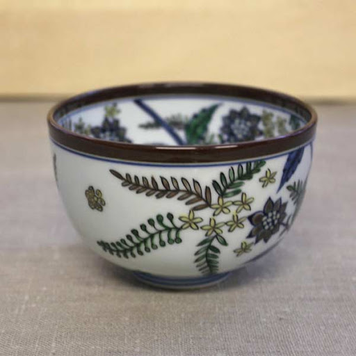 源右衛門】染錦更紗手花蝶文 飯碗 - -目黒通りのインテリアショップ