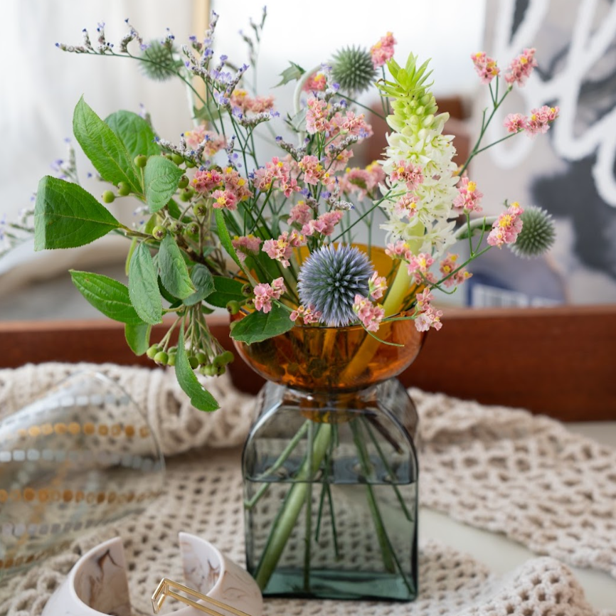 ガラスのフラワーベース・花瓶｜お花と観葉植物の通販LIFFT