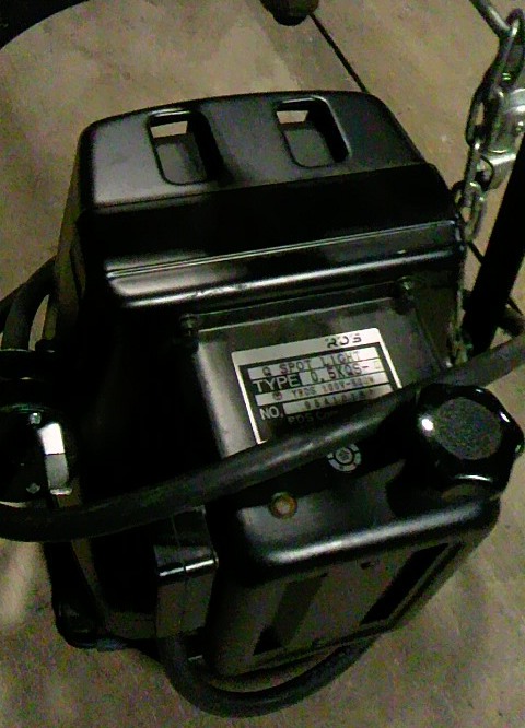 RDS Q-spot (0.5KQS) 500Wフレネルレンズスポットライト | 照明機材の