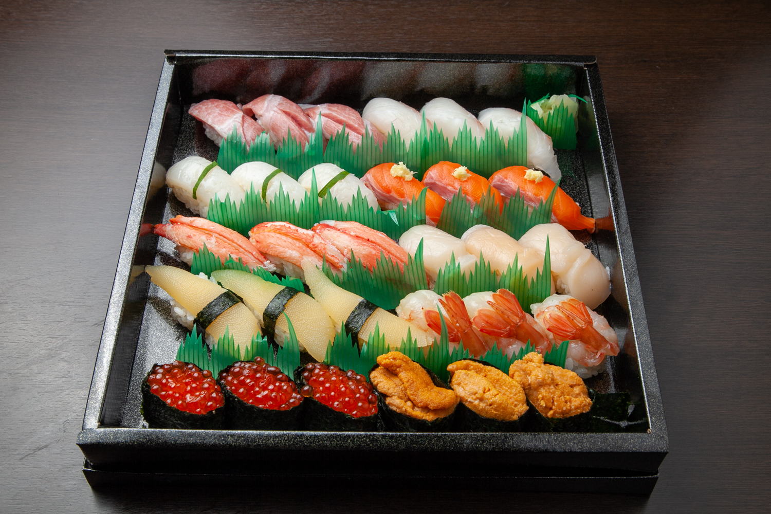 特上】にぎり寿司「オホーツク」1人前 | 南魚沼市で魚介料理・海鮮料理