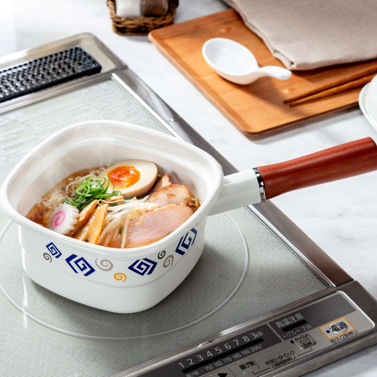 角型片手鍋 14cm IH対応 ホーロー製 四角いお鍋 麺ごこち （ ガス火
