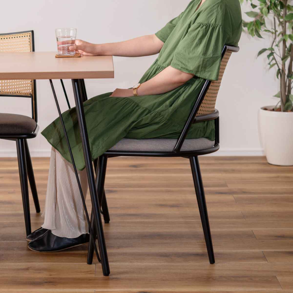 ダイニングチェア ラタン調 レクタングル 座面高46cm 完成品 – ハウジー