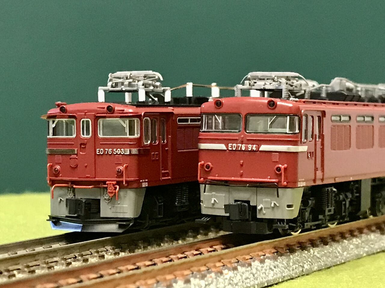 トミックスとKATOの「ED76形（500番台）」を並べてみました。 : エヌゲ