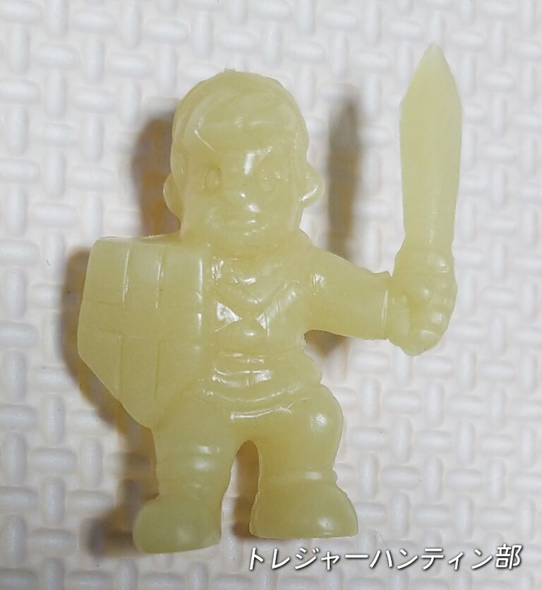 ロッテ ファミコンチョコ 2弾 3弾 ゼルダの伝説 消しゴム 蓄光 リスト