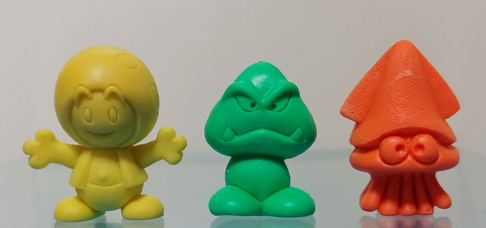 ファミコン スーパーマリオブラザーズ 消しゴム ガチャガチャ