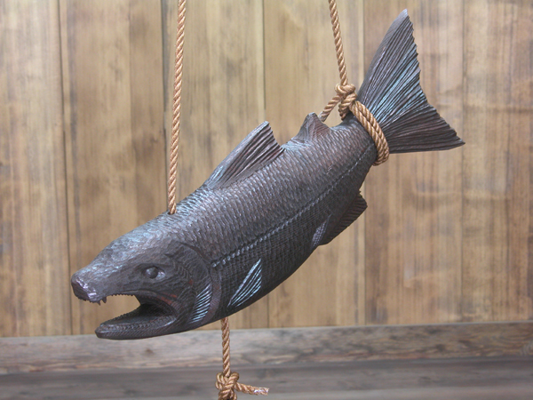 囲炉裏の自在鈎 魚 : 囲炉裏・火鉢・七輪のうんちく － 炭火道