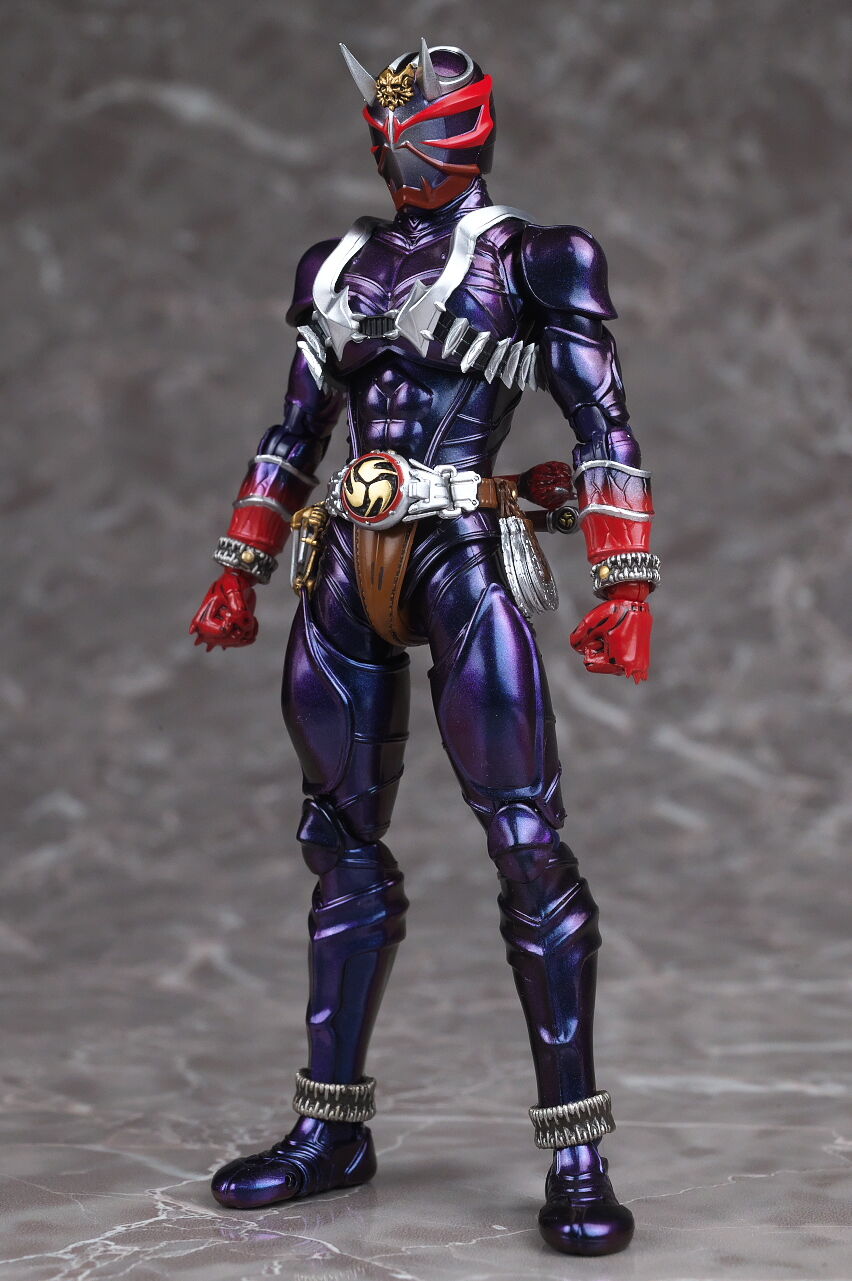 S.H.フィギュアーツ（真骨彫製法）仮面ライダー響鬼 真骨彫製法 10th