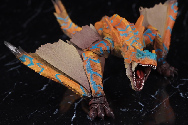 S.H.モンスターアーツ ティガレックス レビュー : はっちゃか