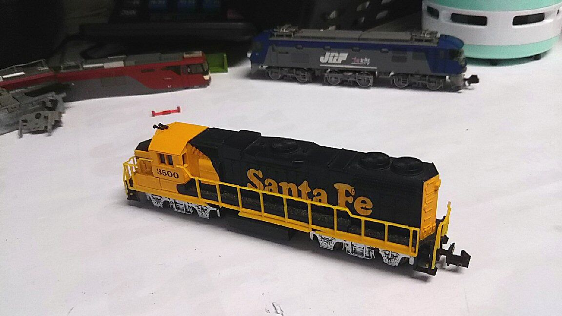 ディーゼル機関車EMD GP-38 Santafe : 鉄道模型おもちゃ倶楽部