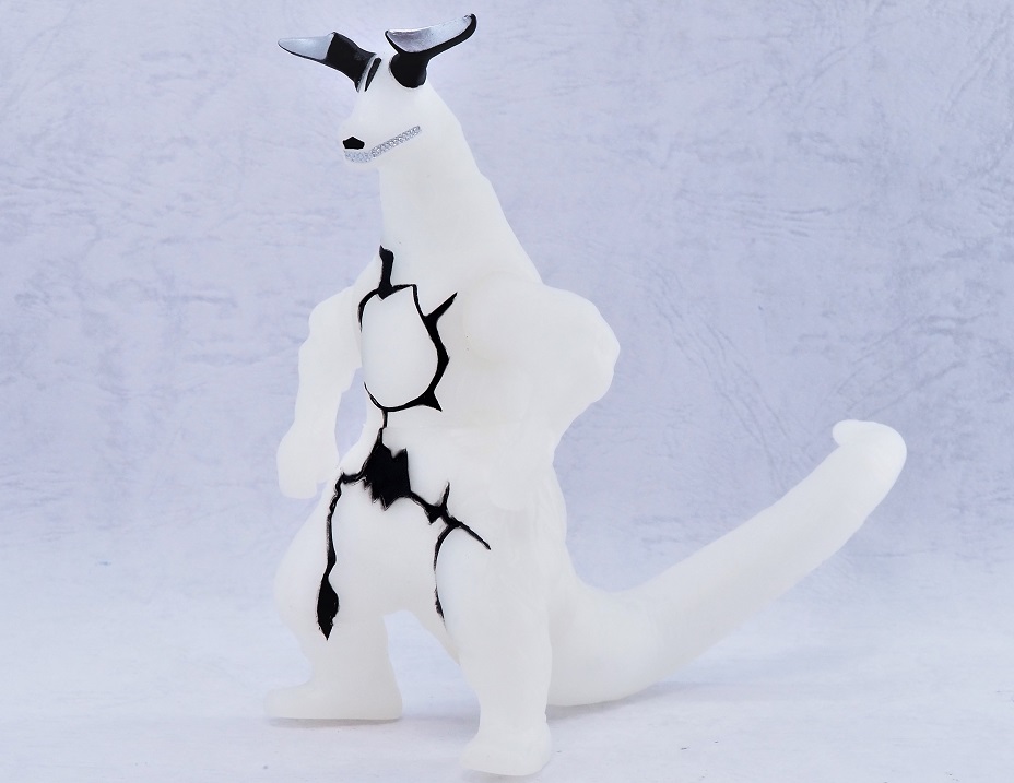 ウルトラ怪獣シリーズ エレキング 蓄光ver. レビュー : おもちゃの巣