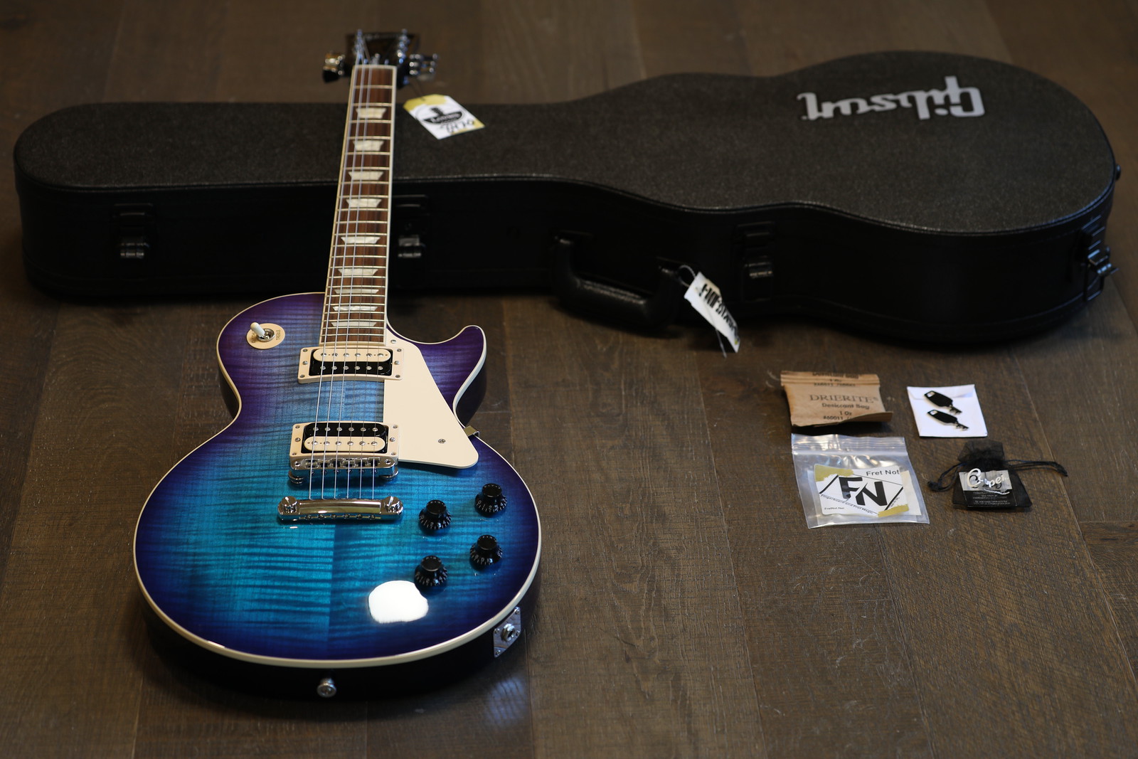 2024 Gibson Les Paul Traditional Pro V Blueberry Burst Electric