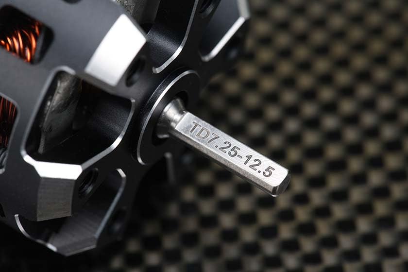 Amazon | ヨコモ ブラシレス モーター 10.5T DX1T チタンシャフト RPM