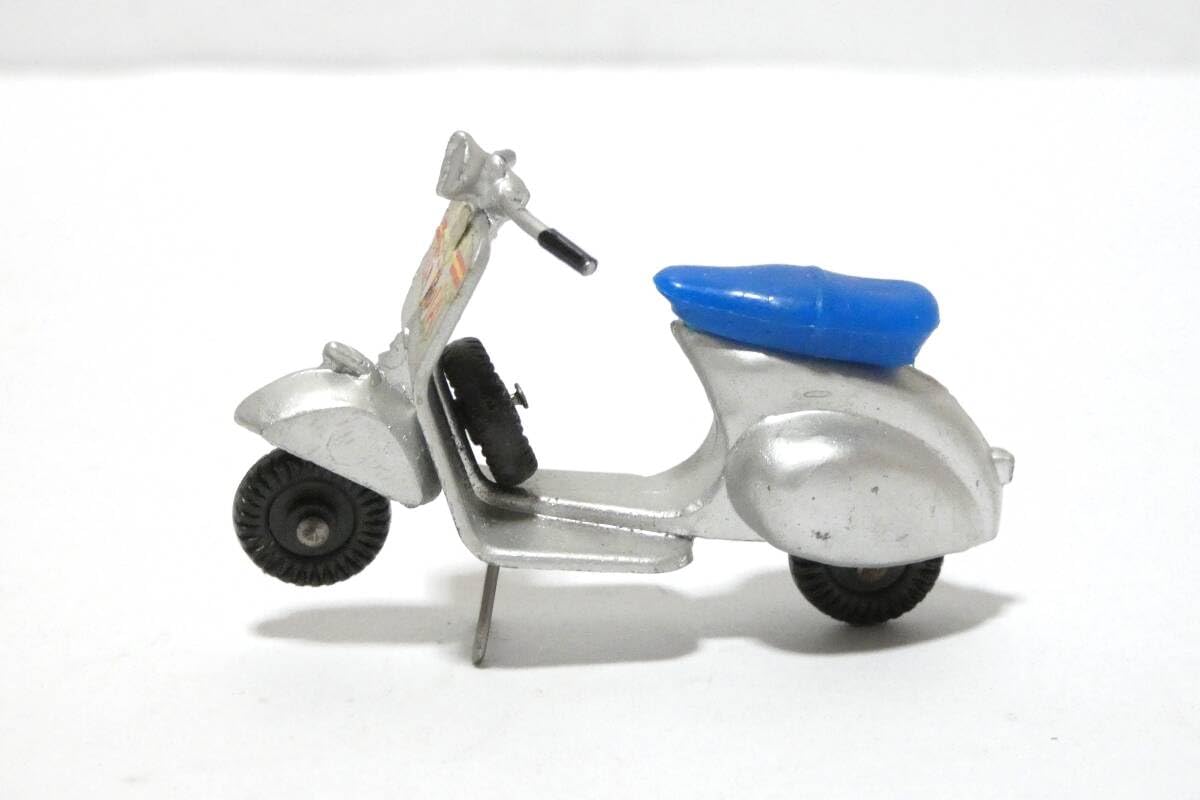 Amazon.co.jp: 8609T/ Dalia Vespa JUGUETES ATURA IBERIA PLATA