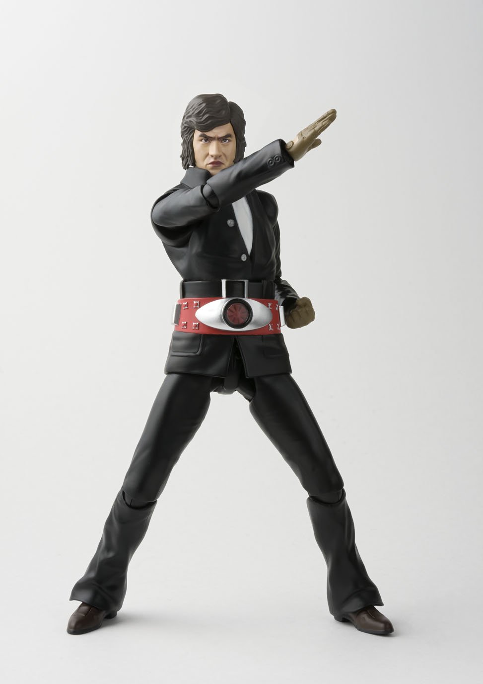 Amazon.co.jp: TAMASHII NATIONS S.H.フィギュアーツ 仮面ライダー