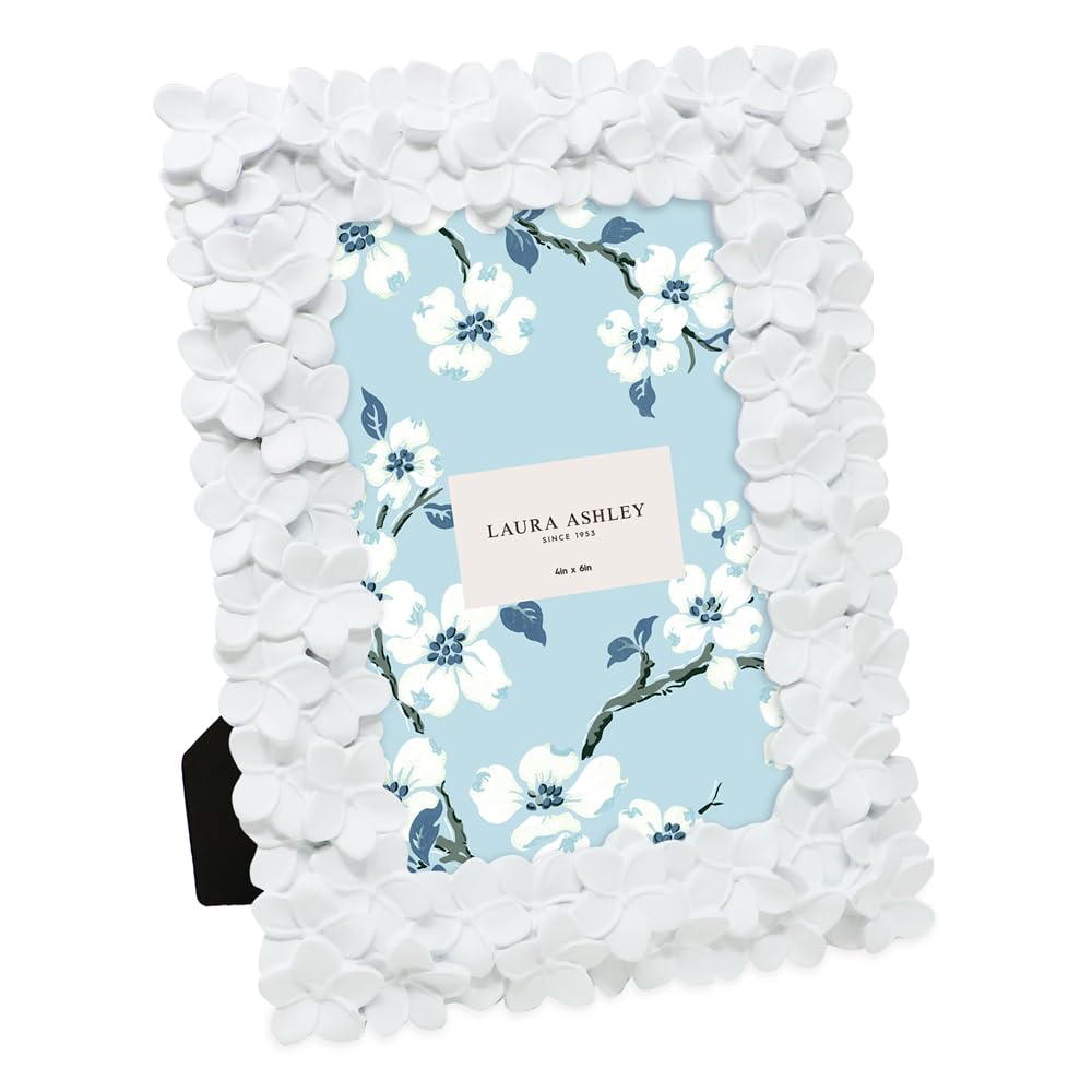 Amazon.com - Laura Ashley 4x6 White Flower Textured Hand-Crafted
