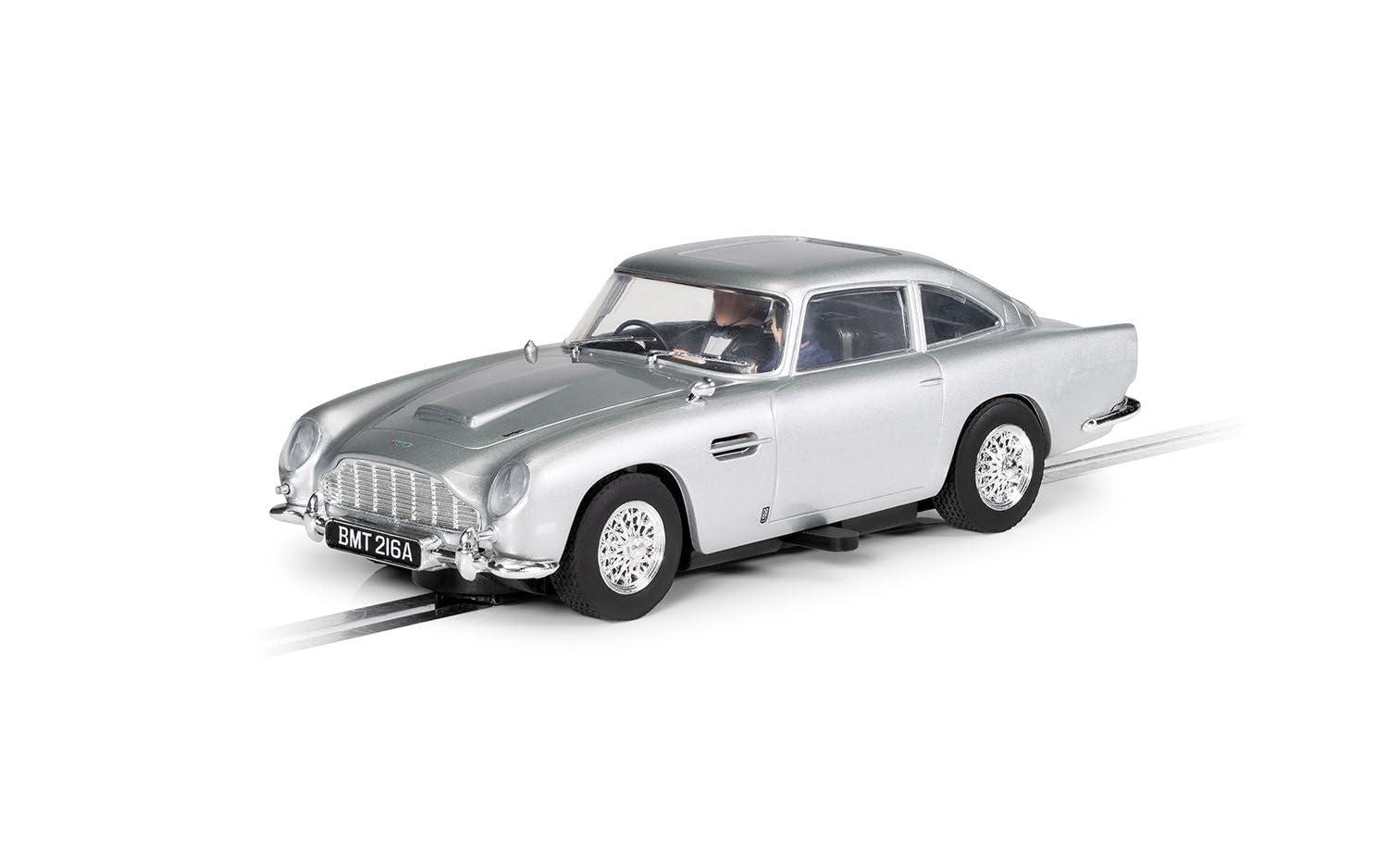 Amazon.com: Scalextric James Bond Goldfinger Aston Martin DB5 1:32
