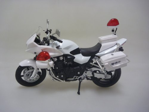 Amazon.co.jp: スカイネット 1/12 完成品バイクCB1300P 白バイ : ホビー