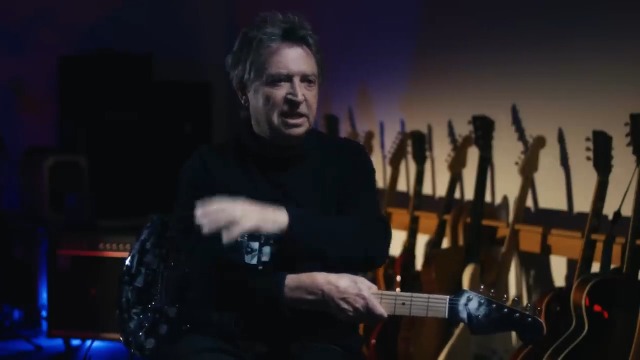 Amazon.com: Electro-Harmonix Andy Summers Walking on the Moon