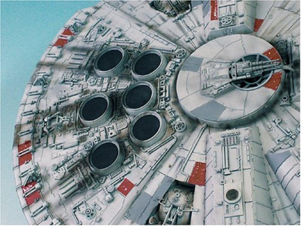 Amazon | ファインモールド 1/72 STARWARS ミレニアム・ファルコン