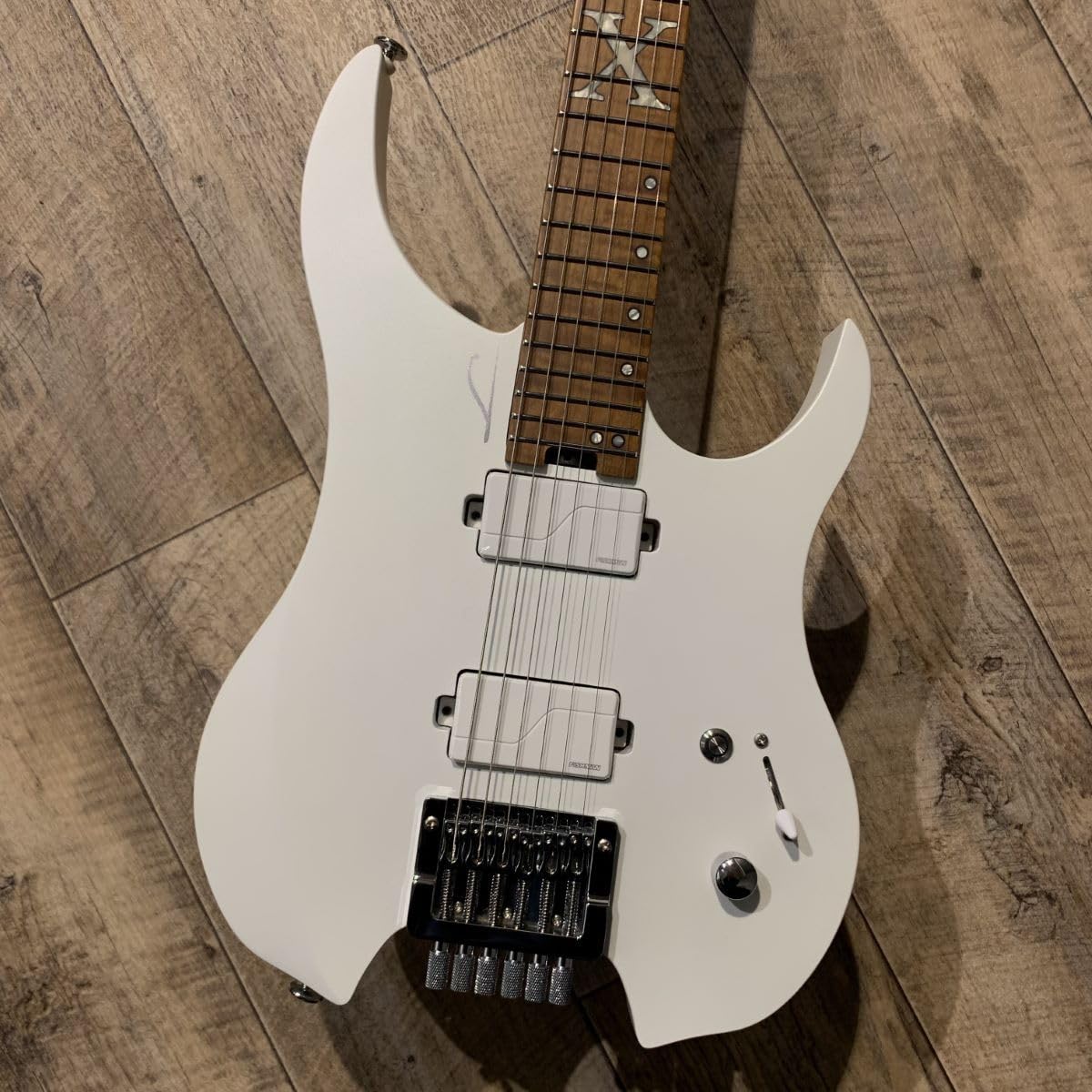 Amazon | Legator 10th Anniversary G6XA 日本製 ヘッドレスエレキ