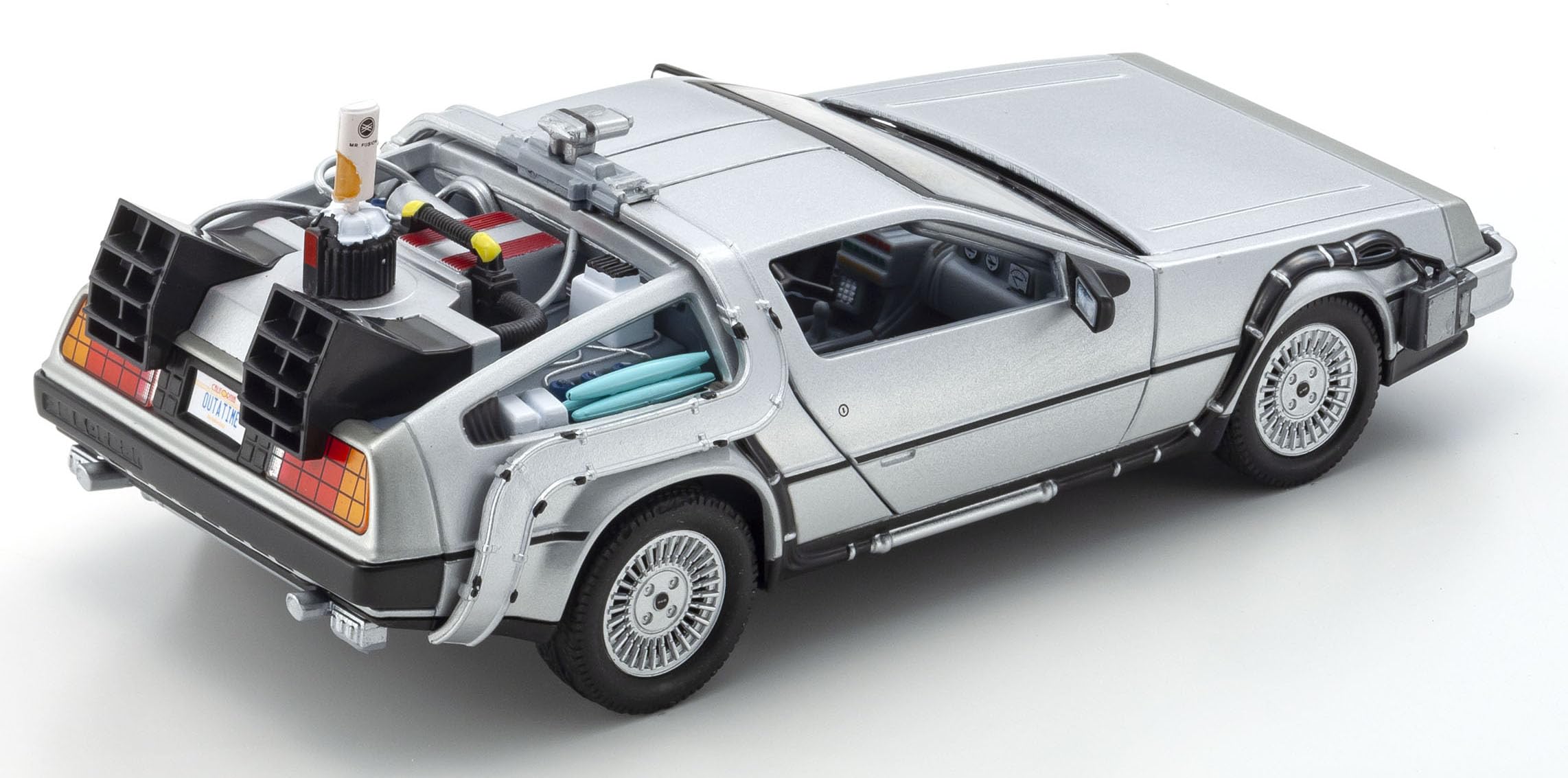 Amazon.co.jp: WELLY 1/24 DeLorean (Back to the Future Part II