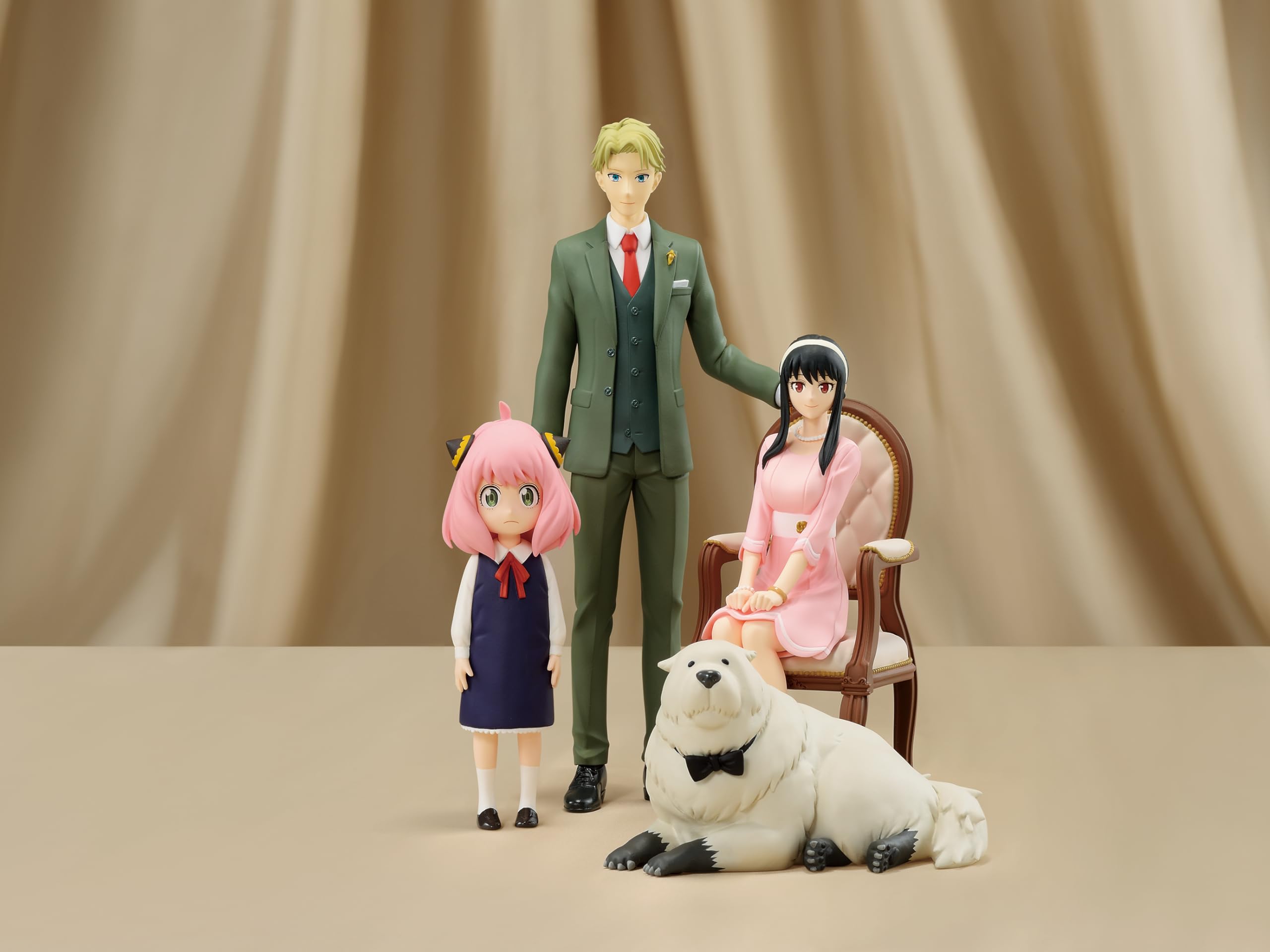 Amazon.co.jp: Banpresto SPY x FAMILY Family Photo Figure Anya