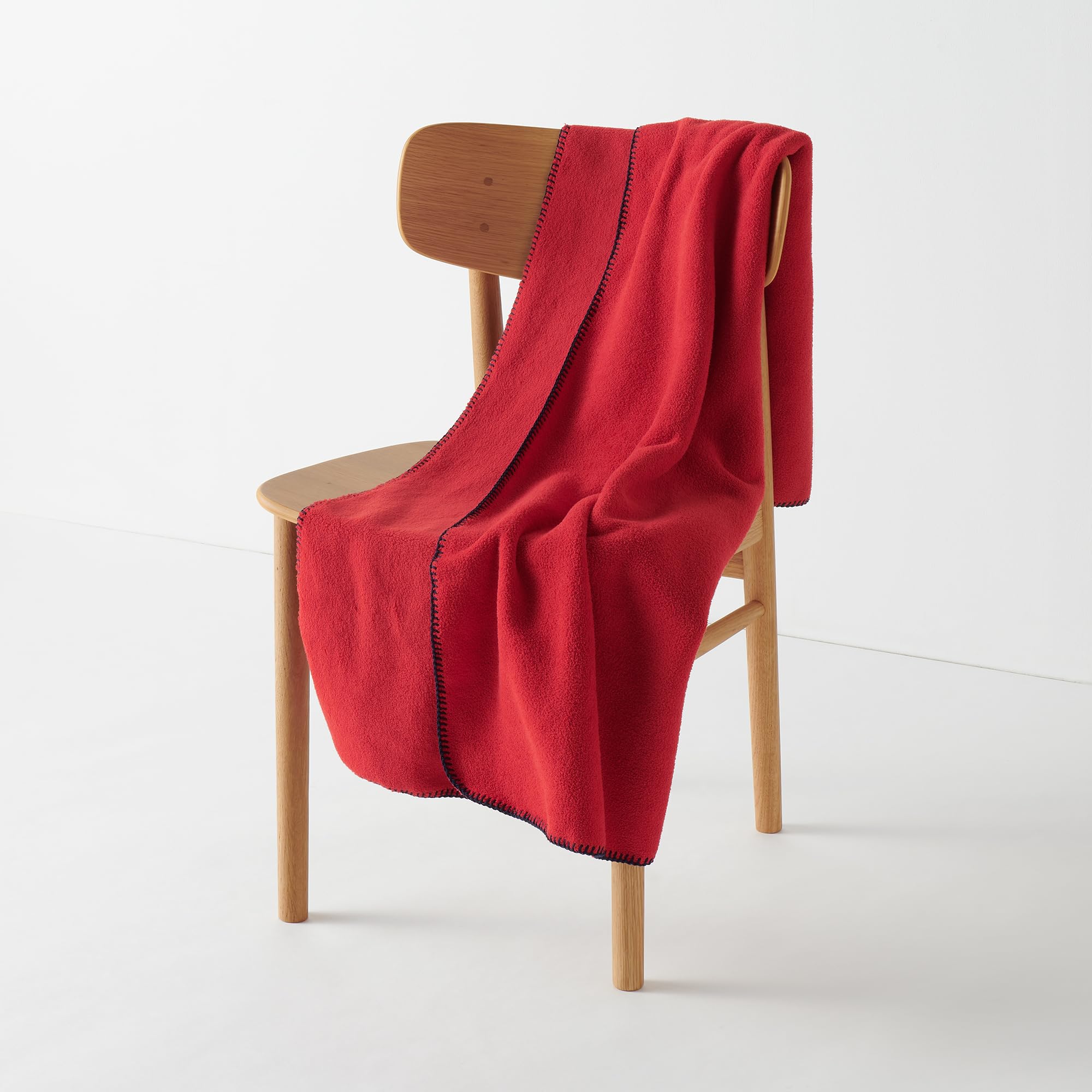 Amazon｜無印良品 フリースブランケット 赤 80×130cm 83437565