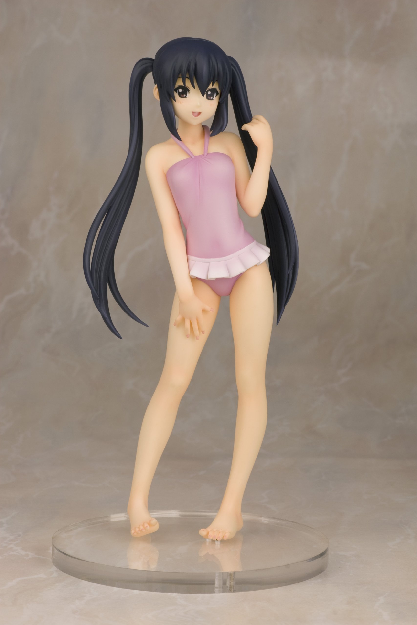 Amazon.co.jp: けいおん!! 中野梓 水着ver. (1/7スケール PVC製塗装