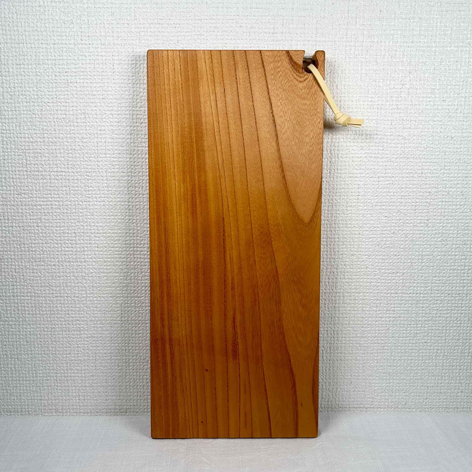 Amazon | Newie ひだの森 カッティングボード まな板 ケヤキ 木製 長さ